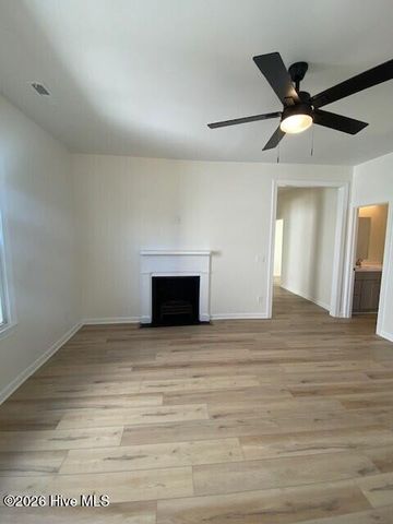 1011 S 7th Street, Wilmington, NC 28401