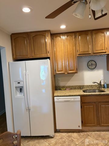 54 Ethan Allen Drive A, Monroe, NJ 08831