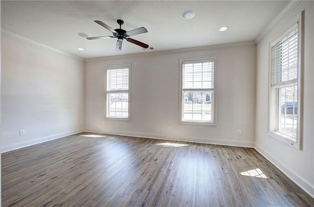 16 Courtyard Lane, Cartersville, GA 30120