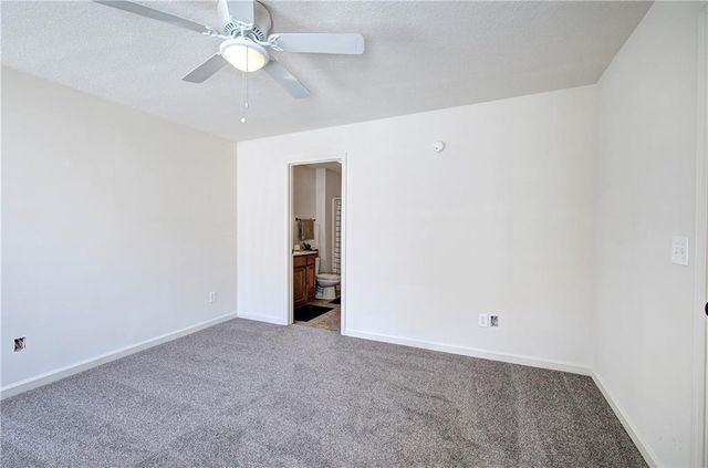 16 Courtyard Lane, Cartersville, GA 30120