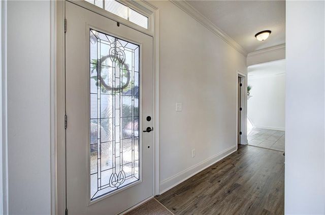 16 Courtyard Lane, Cartersville, GA 30120