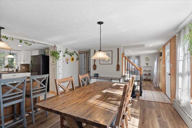56 Locust St, Oxford, MA 01540