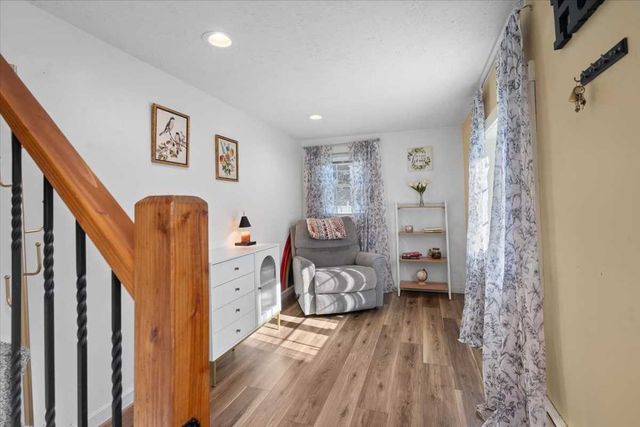 56 Locust St, Oxford, MA 01540