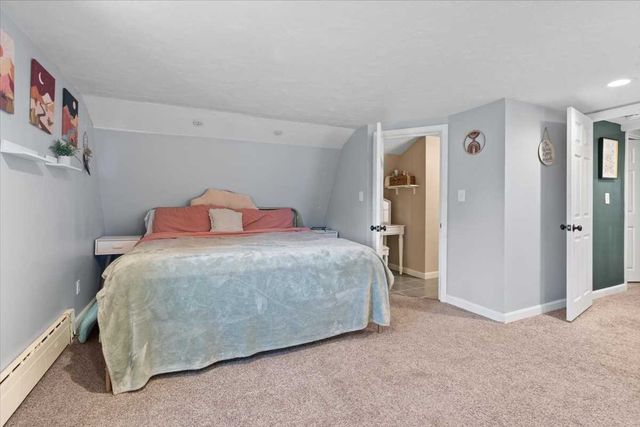 56 Locust St, Oxford, MA 01540