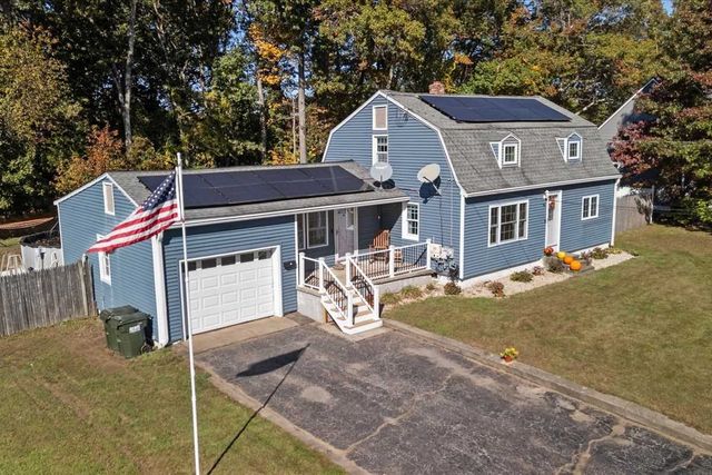 56 Locust St, Oxford, MA 01540