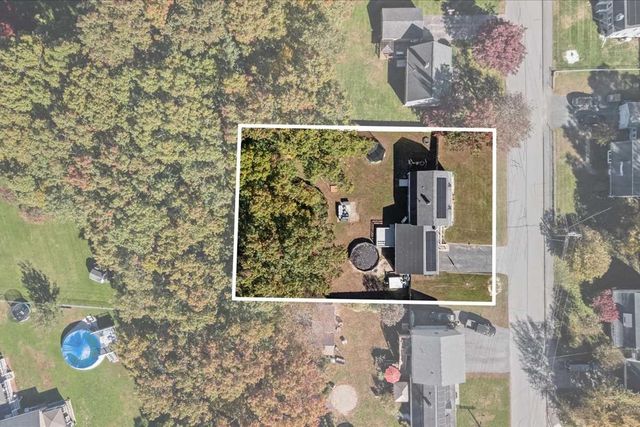 56 Locust St, Oxford, MA 01540