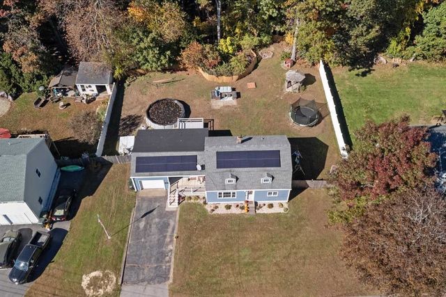 56 Locust St, Oxford, MA 01540