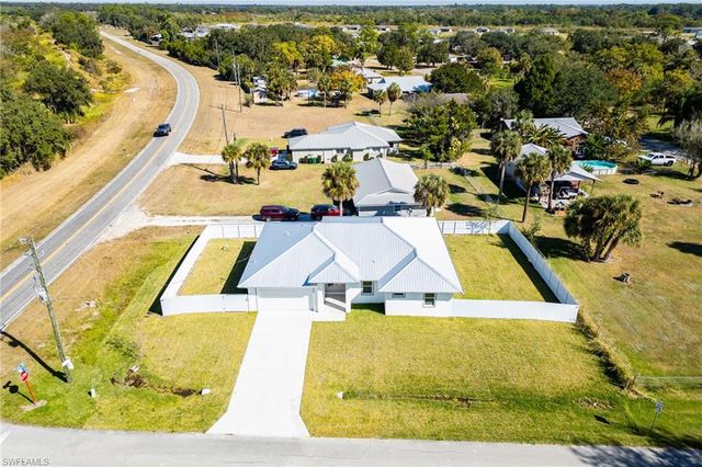 3002 Mercer WAY, Labelle, FL 33935