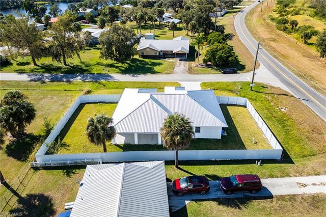 3002 Mercer WAY, Labelle, FL 33935