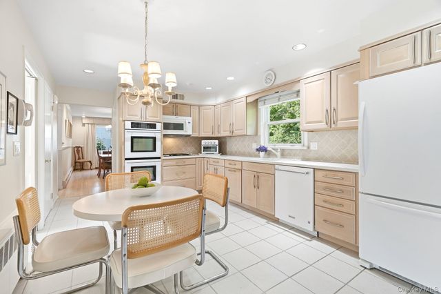 98 Soundview Avenue, White Plains, NY 10606