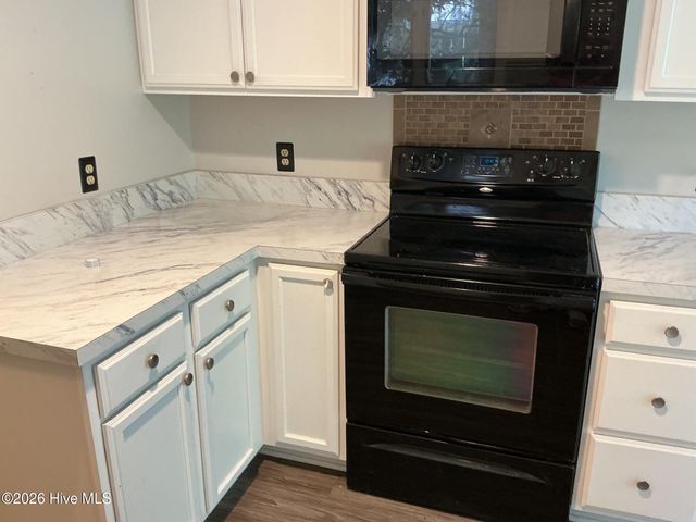 80 Hardee Lane, Whispering Pines, NC 28327