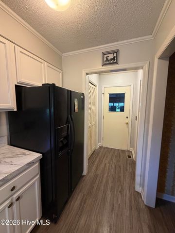 80 Hardee Lane, Whispering Pines, NC 28327