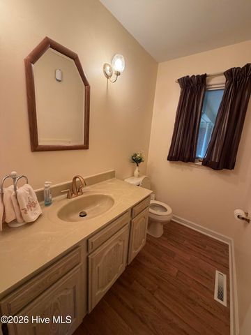 80 Hardee Lane, Whispering Pines, NC 28327