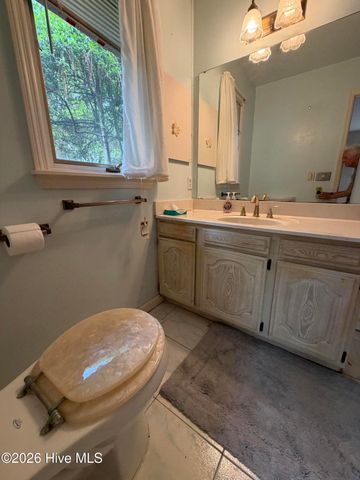 80 Hardee Lane, Whispering Pines, NC 28327