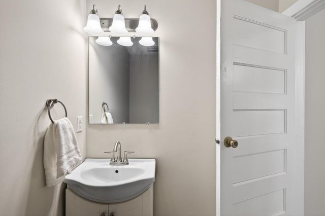 3318 Oakland Avenue, Minneapolis, MN 55407