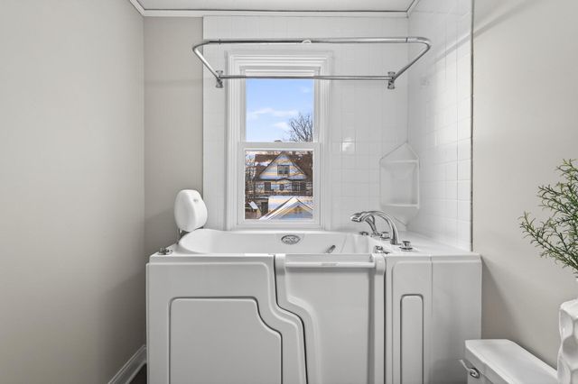 3318 Oakland Avenue, Minneapolis, MN 55407