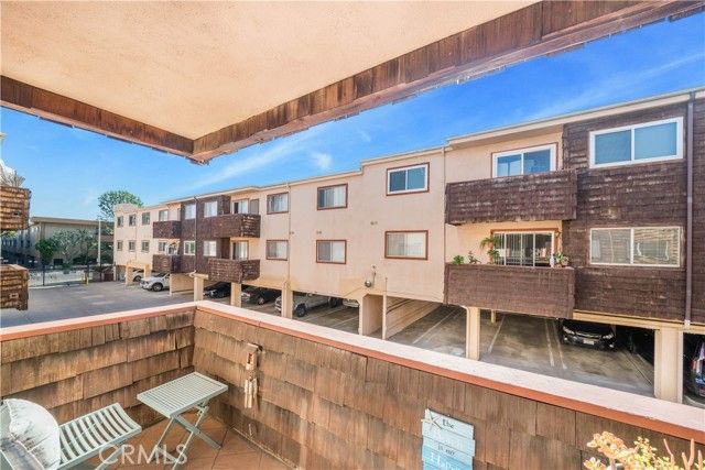 5403 Newcastle Avenue 12, Encino (los Angeles), CA 91316