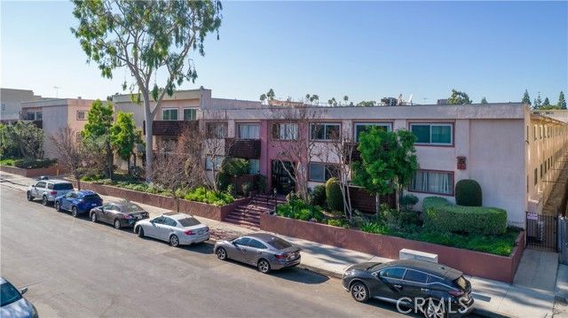 5403 Newcastle Avenue 12, Encino (los Angeles), CA 91316
