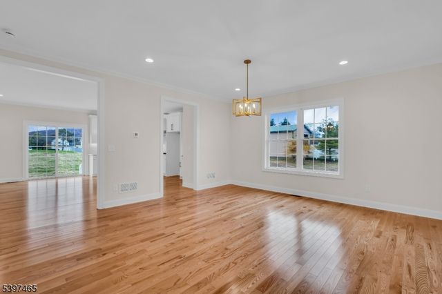 16 Central Ave, Readington Twp., NJ 08889