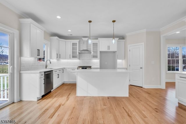 16 Central Ave, Readington Twp., NJ 08889