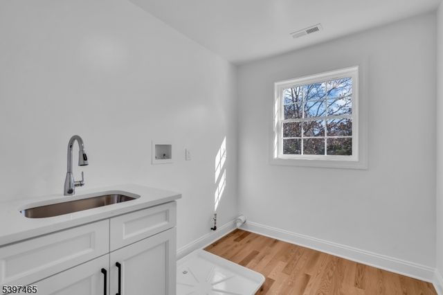 16 Central Ave, Readington Twp., NJ 08889