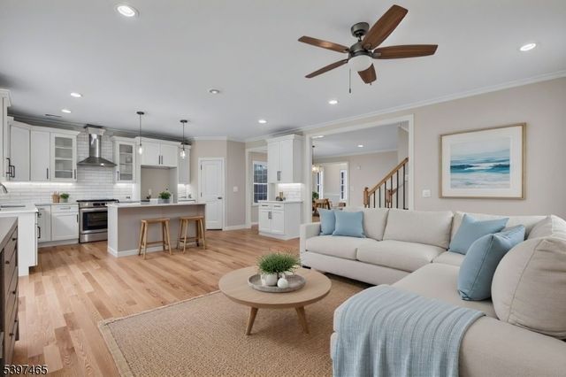 16 Central Ave, Readington Twp., NJ 08889