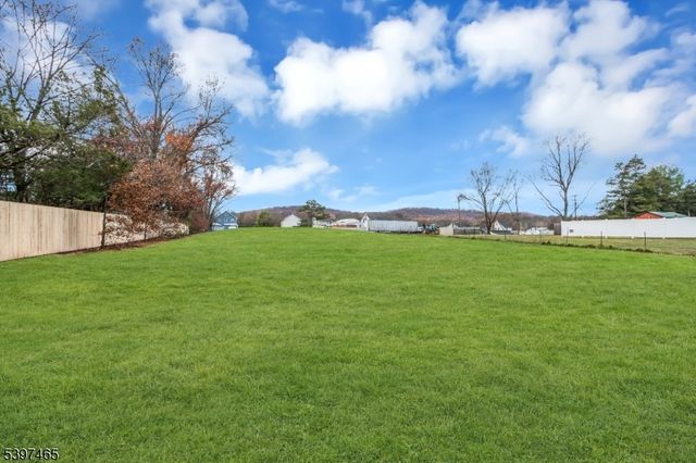 16 Central Ave, Readington Twp., NJ 08889