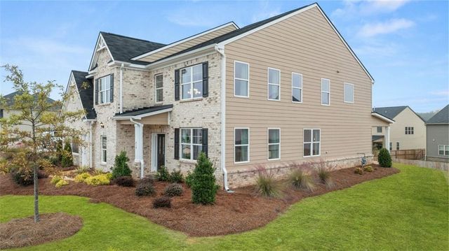 1924 Endress Circle, Hampton, GA 30228