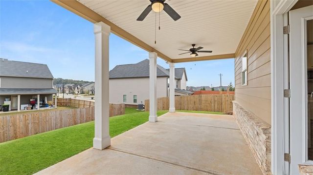 1924 Endress Circle, Hampton, GA 30228