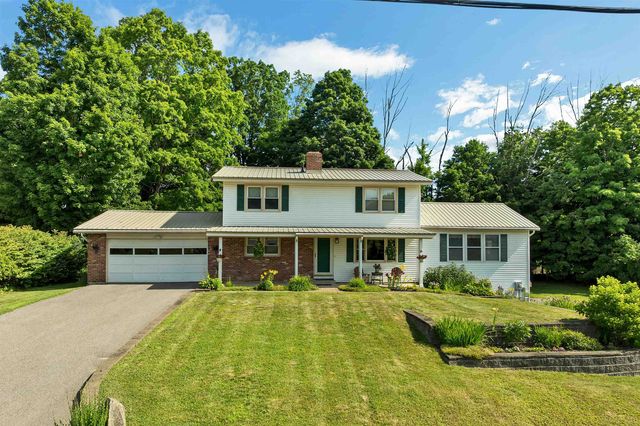 28 Hillcrest Drive, Laconia, NH 03246