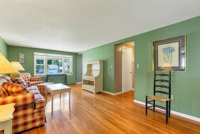 28 Hillcrest Drive, Laconia, NH 03246