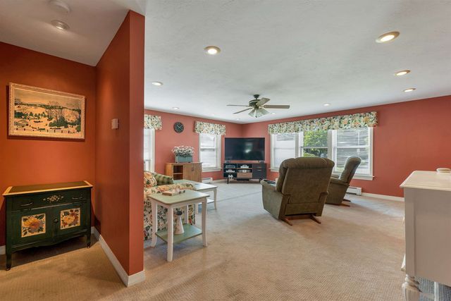 28 Hillcrest Drive, Laconia, NH 03246