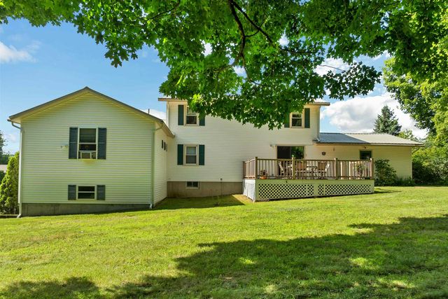 28 Hillcrest Drive, Laconia, NH 03246