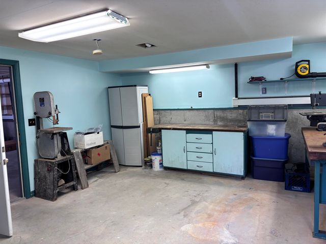 28 Hillcrest Drive, Laconia, NH 03246