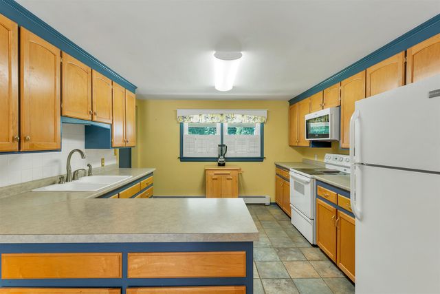 28 Hillcrest Drive, Laconia, NH 03246