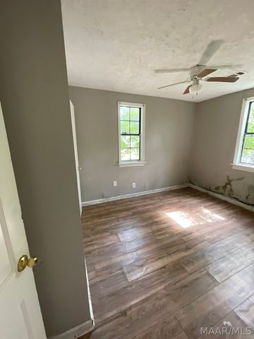 3324 W Tuskegee Circle, Montgomery, AL 36108