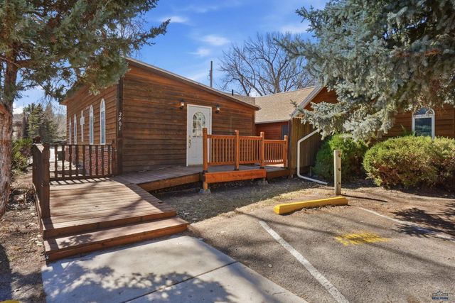 2901 CHAPEL LN, Rapid City, SD 57702