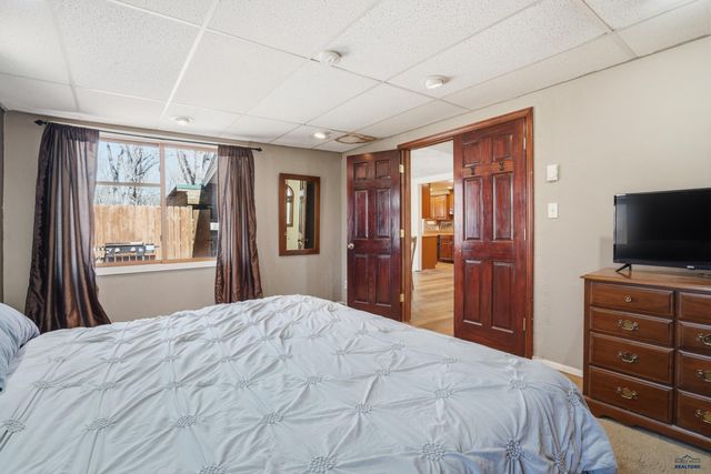 2901 CHAPEL LN, Rapid City, SD 57702