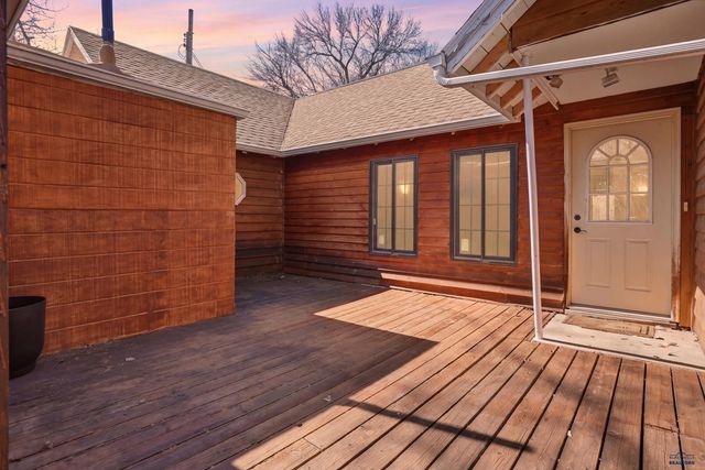 2901 CHAPEL LN, Rapid City, SD 57702