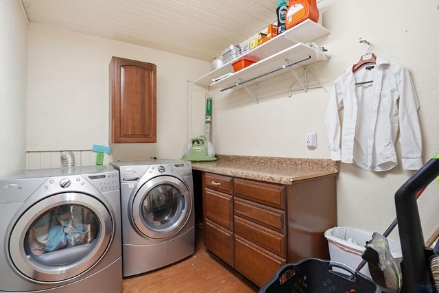 2901 CHAPEL LN, Rapid City, SD 57702