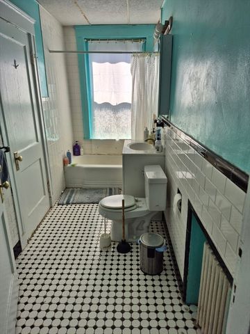 1269 Commonwealth 9, Boston, MA 02134