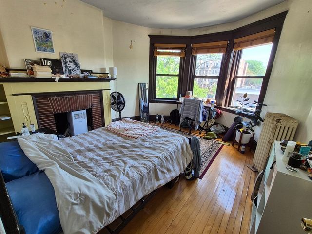 1269 Commonwealth 9, Boston, MA 02134