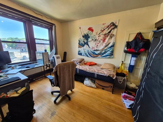 1269 Commonwealth 9, Boston, MA 02134