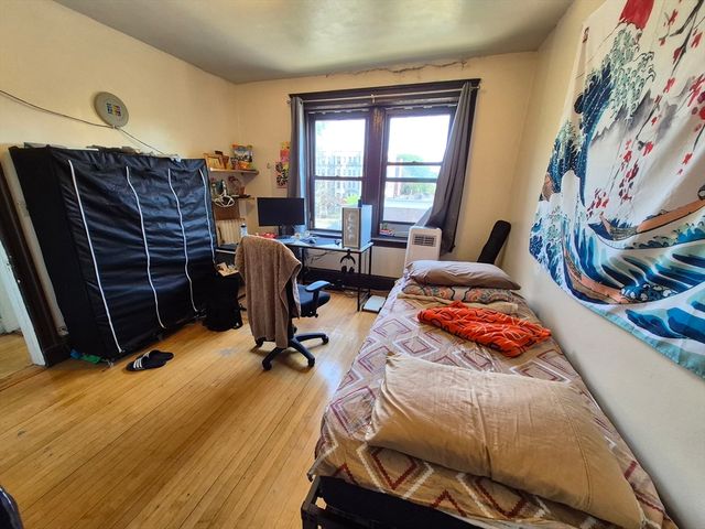 1269 Commonwealth 9, Boston, MA 02134