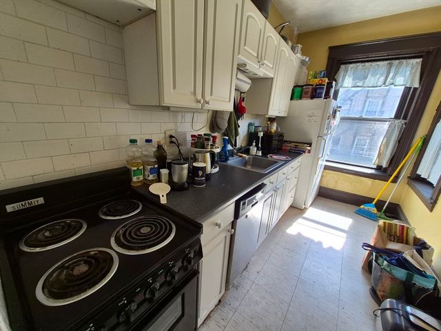 1269 Commonwealth 9, Boston, MA 02134