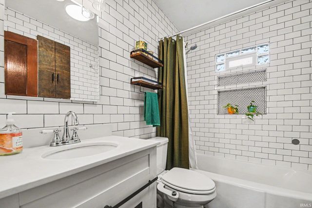 701 S 30Th Street, South Bend, IN 46615