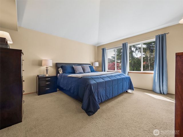 34649 10th Place SW, Federal Way, WA 98023