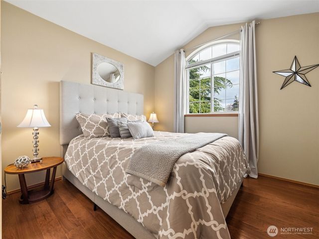 34649 10th Place SW, Federal Way, WA 98023
