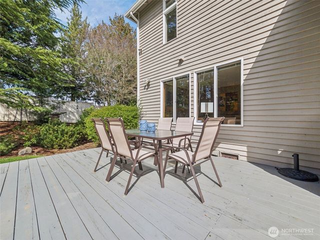34649 10th Place SW, Federal Way, WA 98023