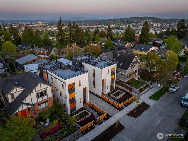 4120 Burke Avenue N, Seattle, WA 98103